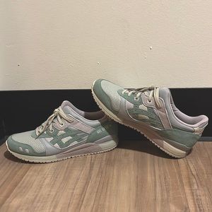 ASICS Gel Lyte 111 size 10 sneaker/ green tea